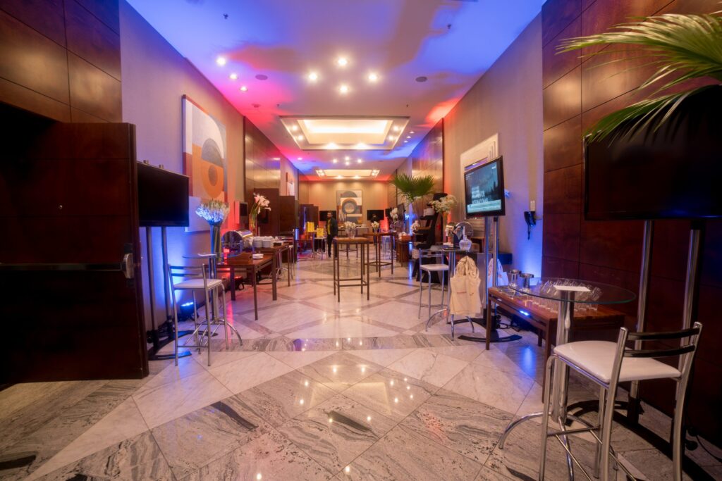 0013_RNY00007-scaled