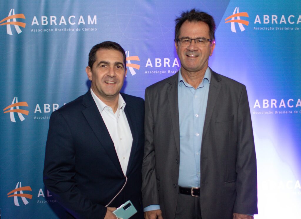 ABRACAM-54-Copia-scaled