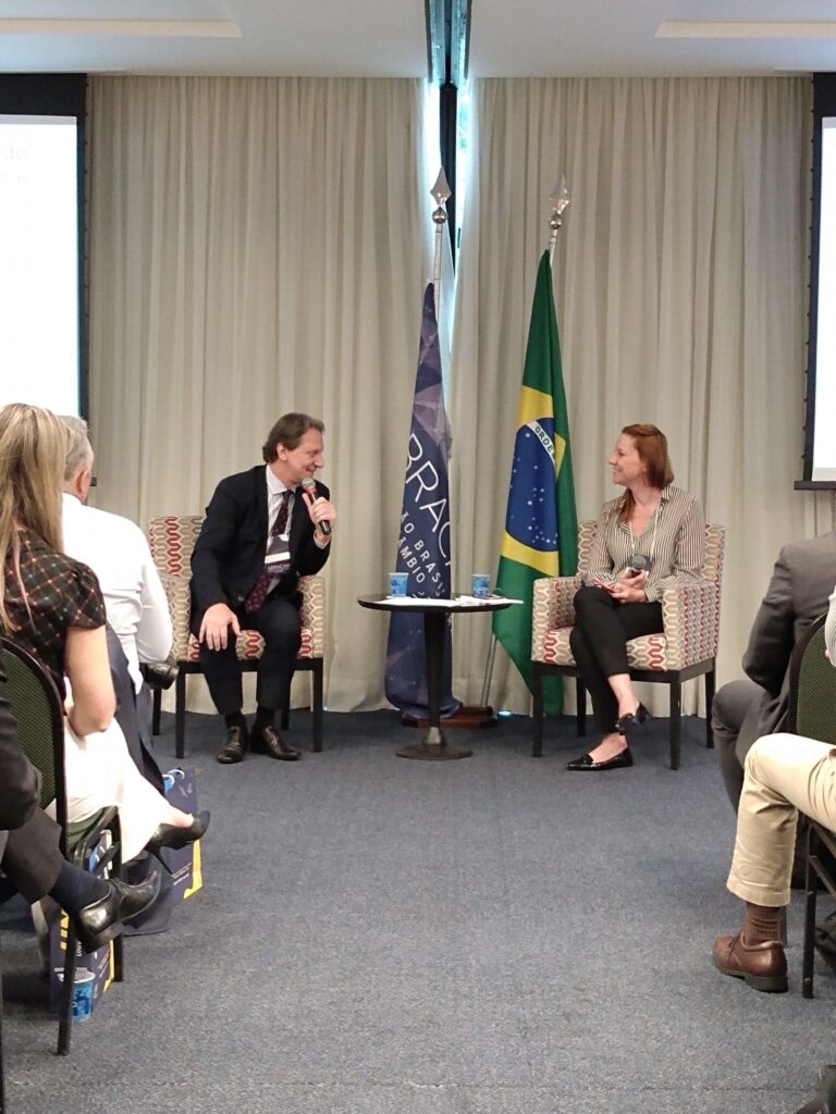 Dialogos-ABRACAM_1Ķ-Edicao-1-scaled